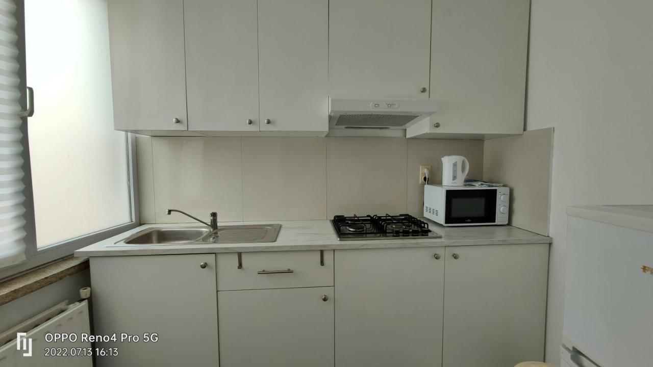 Apartment Compact, Wel Enaf For 3 The Flat In *